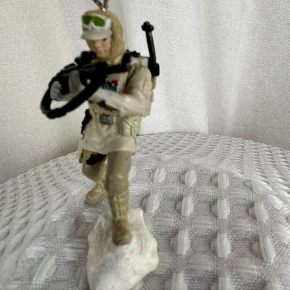 Purse Chain Star Wars Positionable Hoth Rebel Trooper with‎ Rifle Keychain